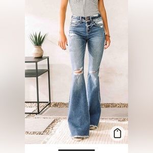 Flying Monkey high rise ultra flare Jean